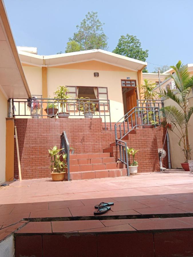 Hoa Lan Hotel Bac Kan Exterior photo